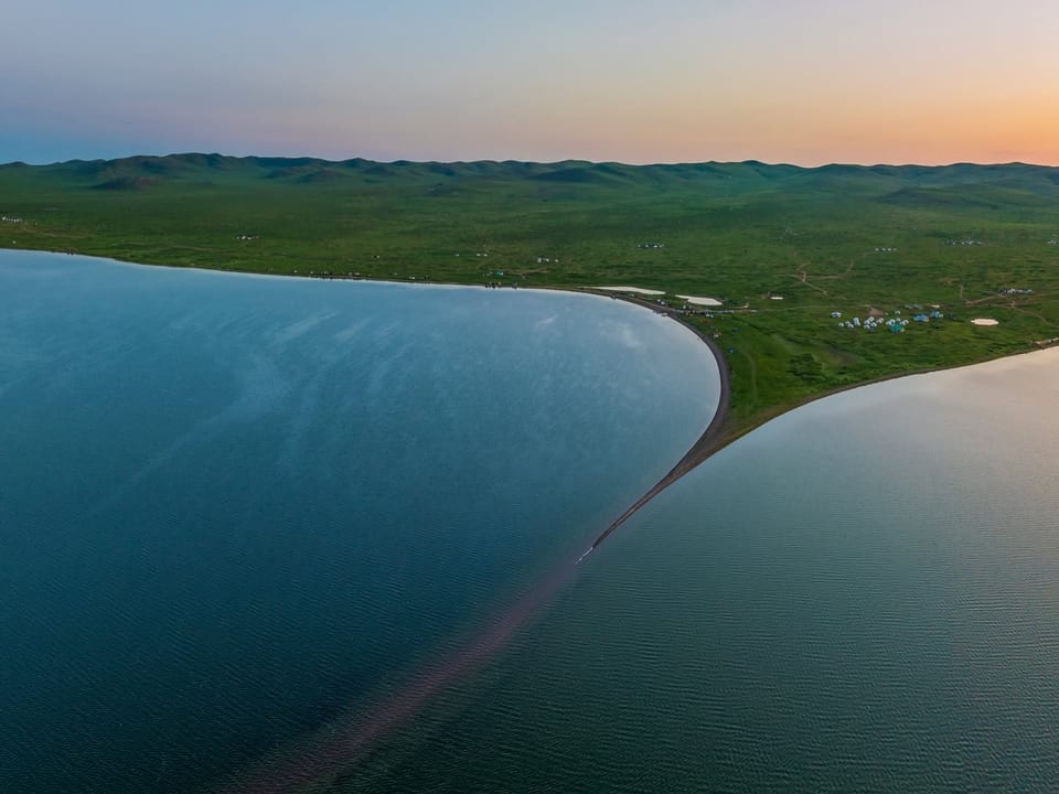 Lake Ugii