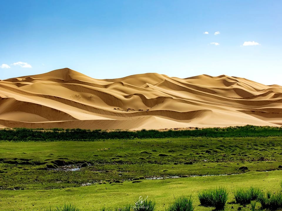 Elsen Tasarkhai Sand Dunes