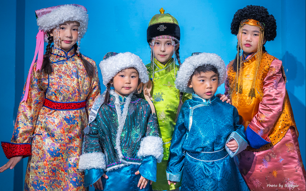 Mongolian traditional clothes