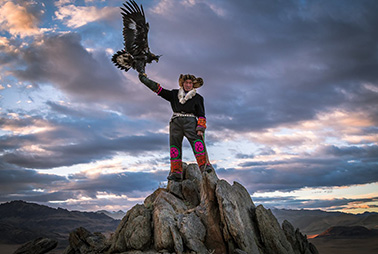 Meet the Eagle hunters & watch the Eagle hunting festival